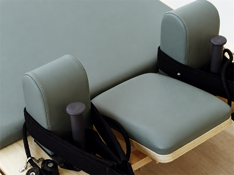 Maple Built-in Handle Folding Core Bed