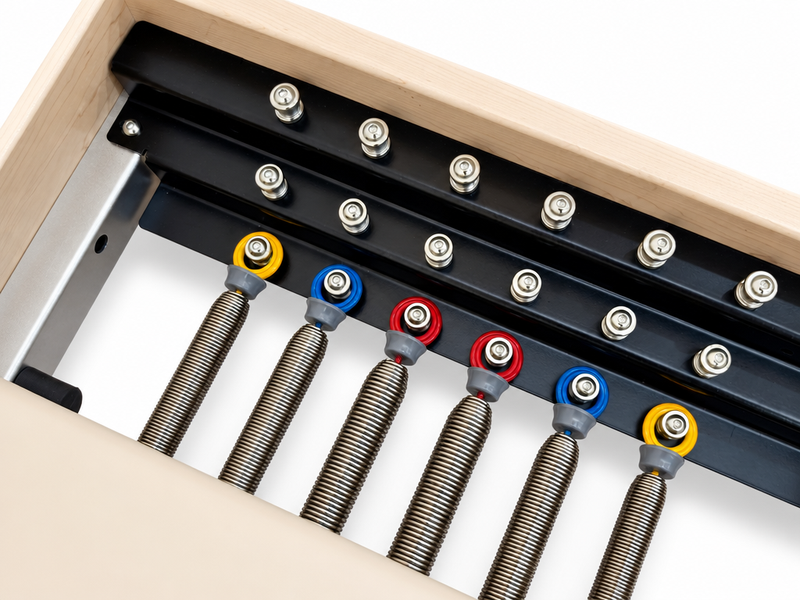 Maple outer track aluminum core bed seml-elevated